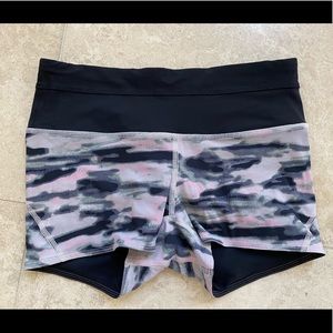 Lululemon water sport shorts! Reversible!